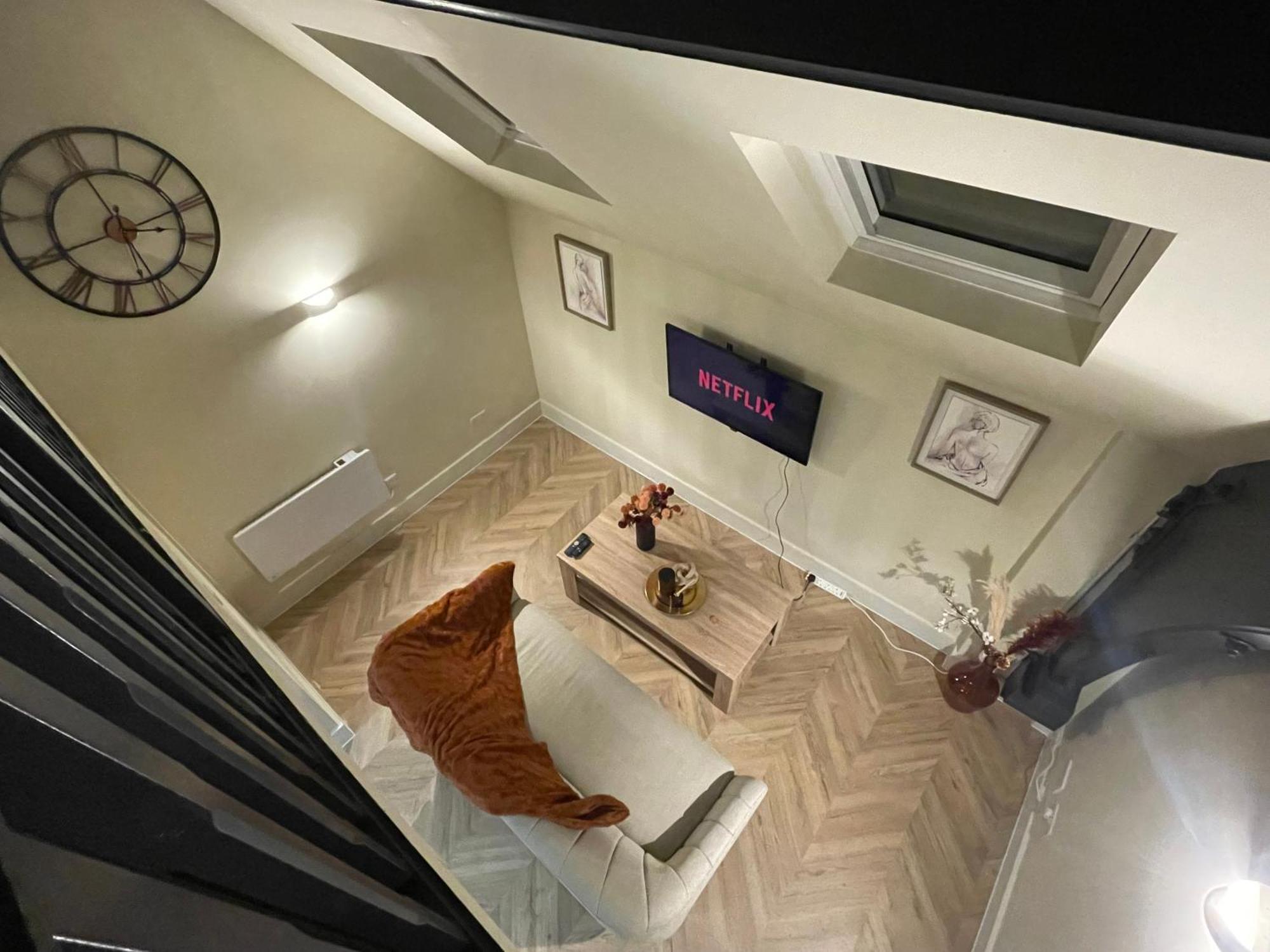 Apartment Headrow Apartments The Getaway Leeds (West Yorkshire ...